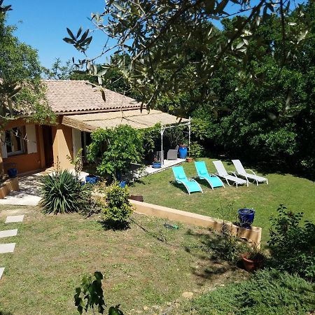 Vila Entre Nimes Et Arles Bellegarde  Exteriér fotografie