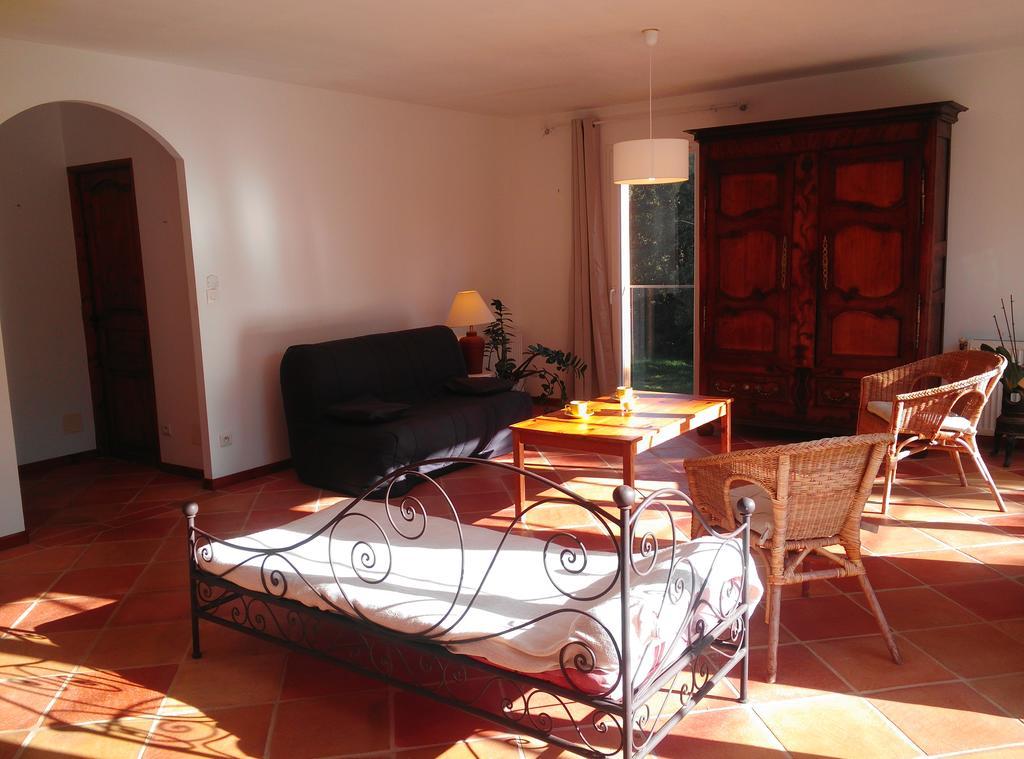 Vila Entre Nimes Et Arles Bellegarde  Exteriér fotografie