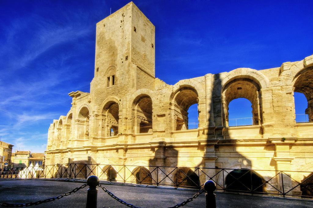Vila Entre Nimes Et Arles Bellegarde  Exteriér fotografie
